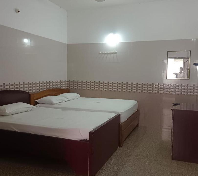 Photo of Bedroom in Courtallam