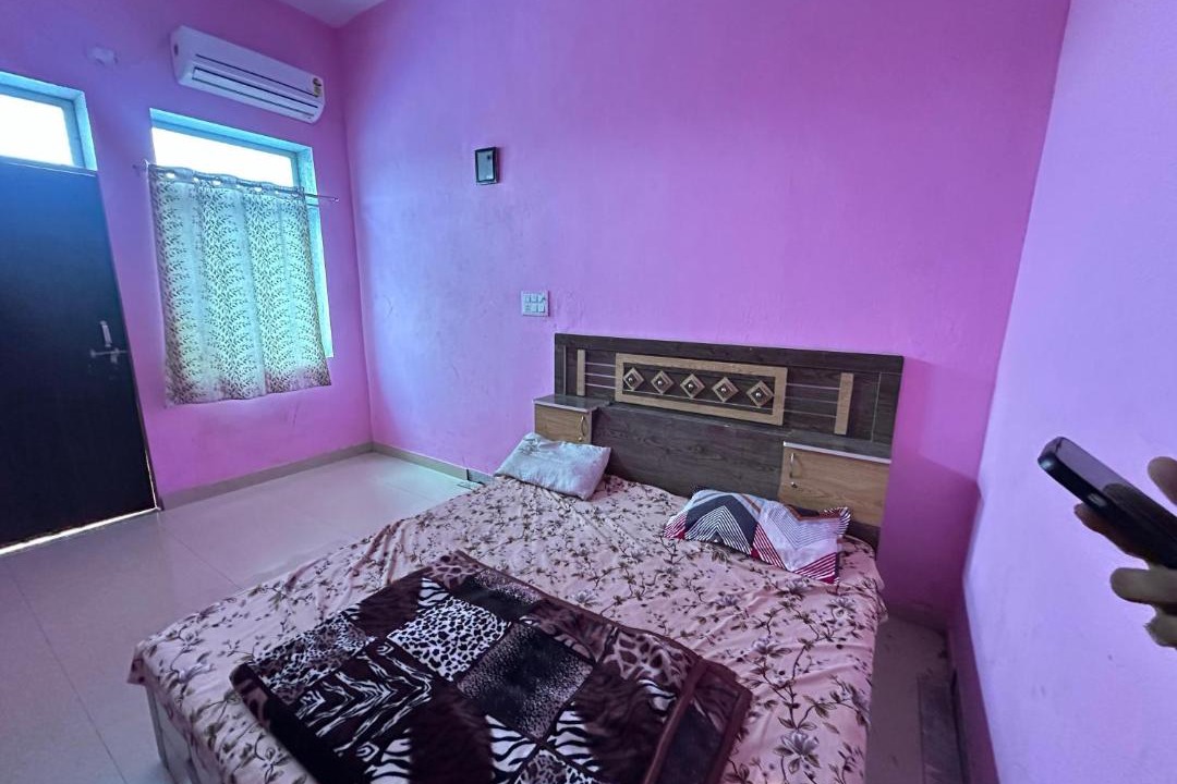 Photo of Bedroom in Shri Madhopur