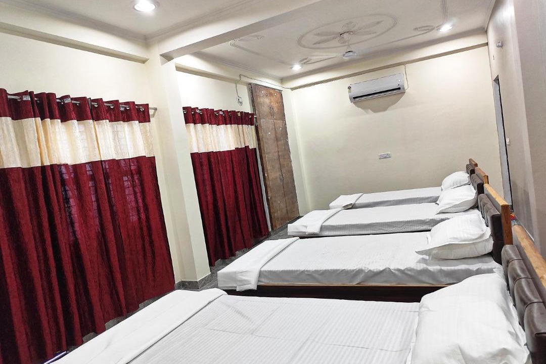 Photo of Bedroom in Varanasi Nagar Nigam
