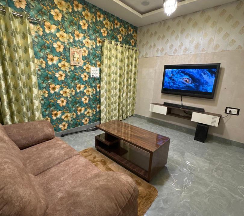 Photo of Livingroom in Alambagh