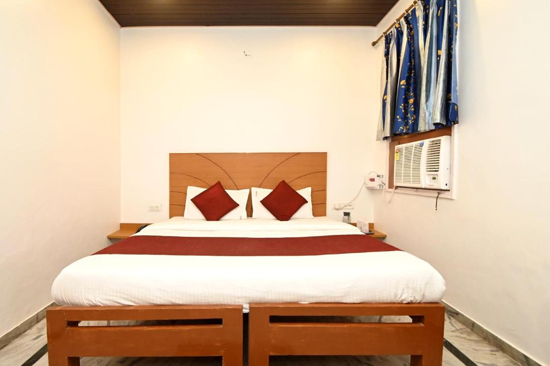 Photo of Bedroom in Sindhi Camp