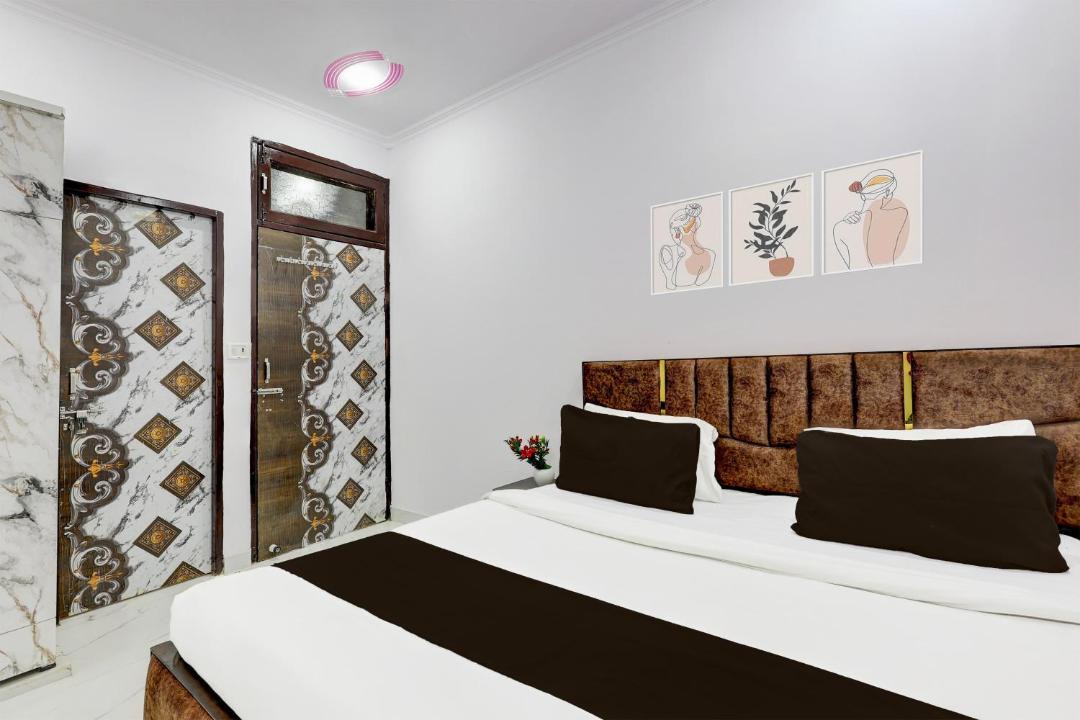 Photo of Bedroom in Pashim Vihar