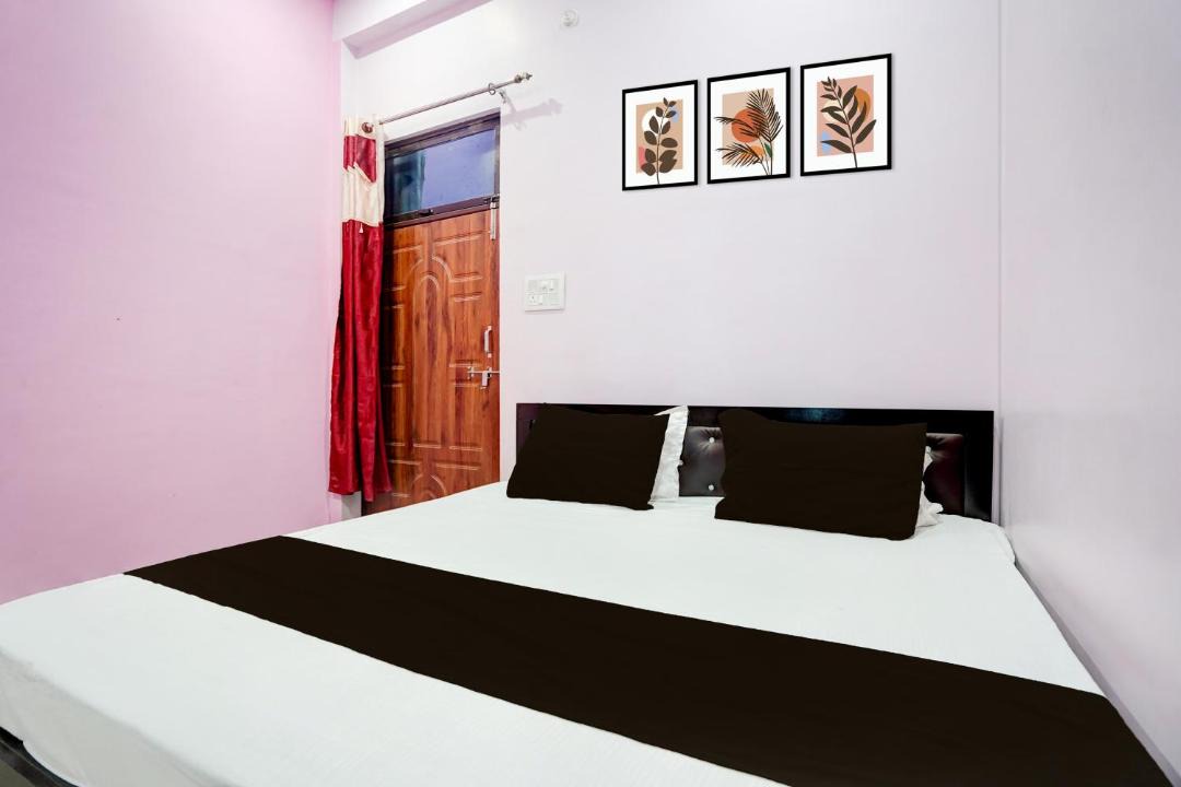 Photo of Bedroom in Phulpur