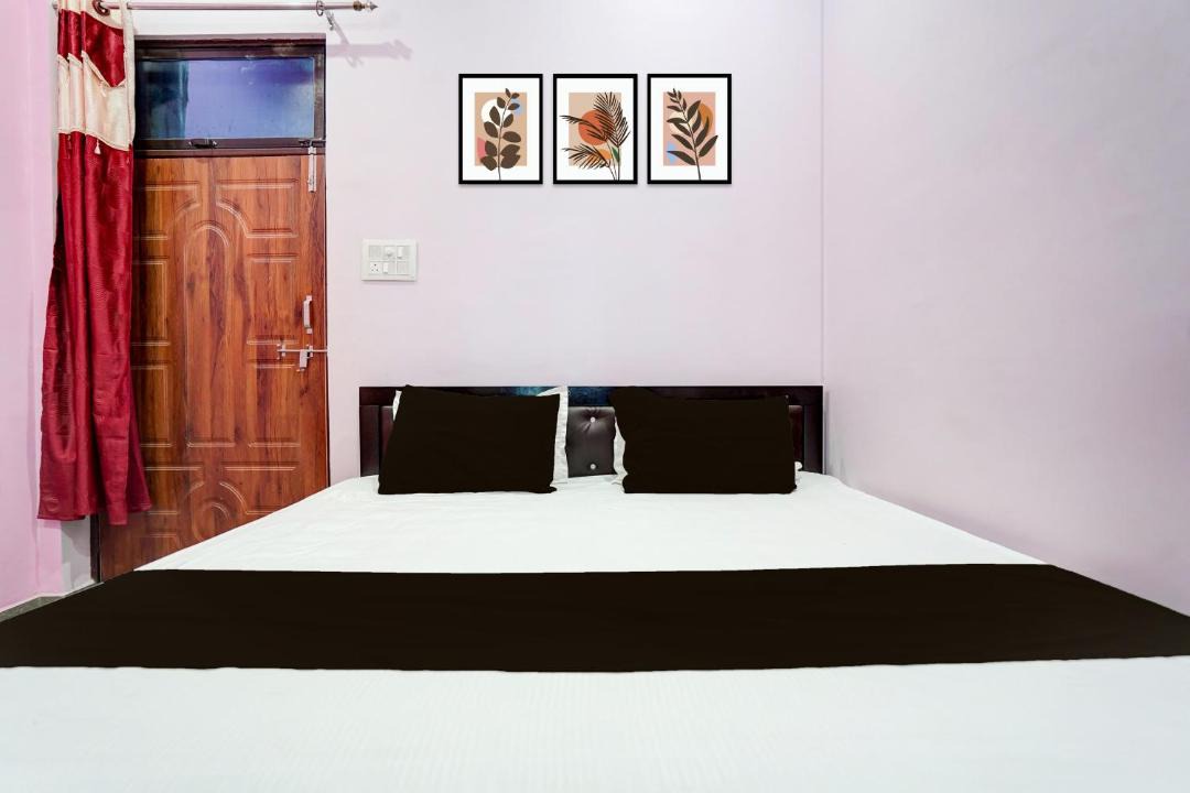 Photo of Bedroom in Phulpur