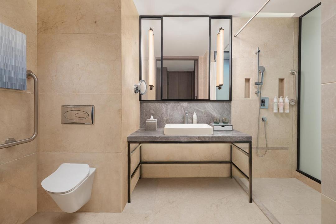 Photo of Bathroom in Satellite