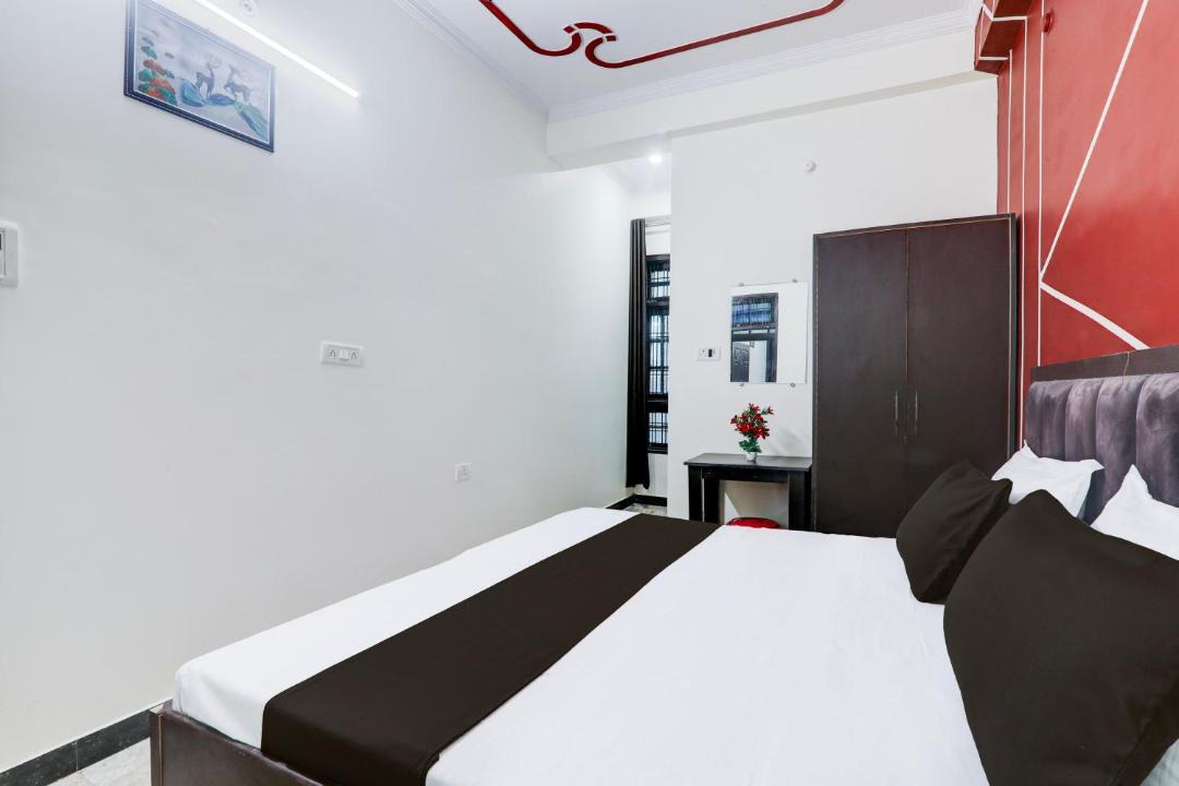 Photo of Bedroom in Bara Banki