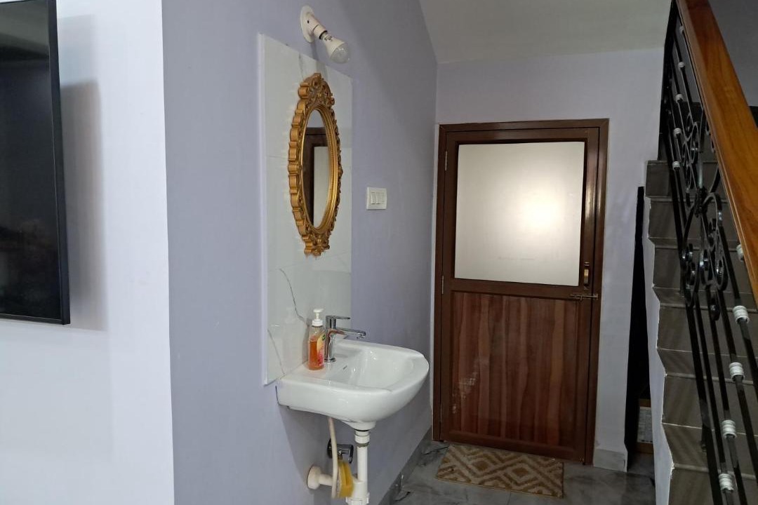 Photo of Bathroom in Benaulim