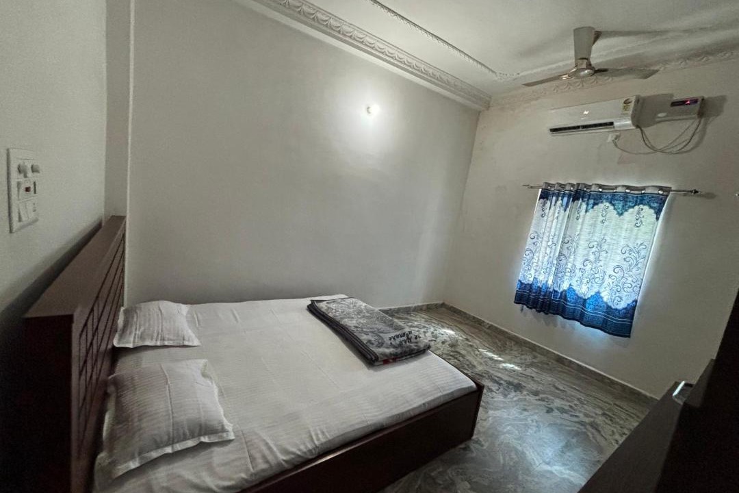 Photo of Bedroom in Deoghar