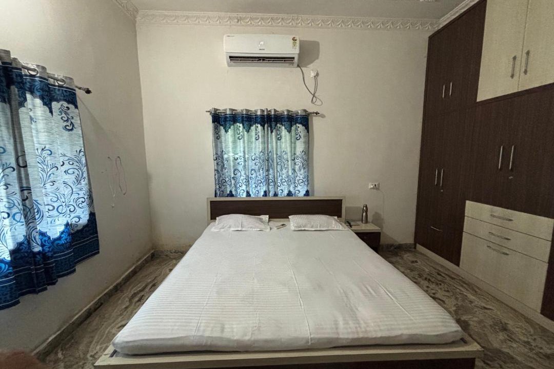 Photo of Bedroom in Deoghar
