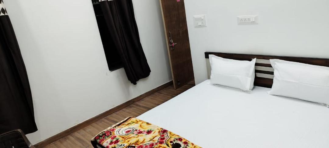 Photo of Bedroom in Shri Madhopur