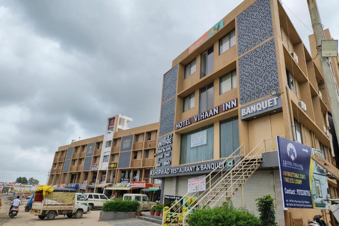 Photo of Buildings in Khattalwada