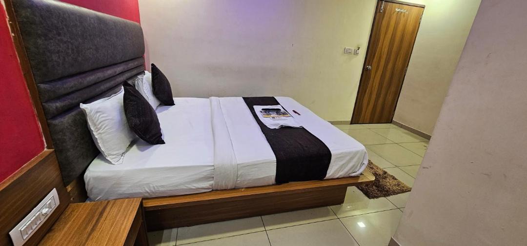 Photo of Bedroom in Vadodara