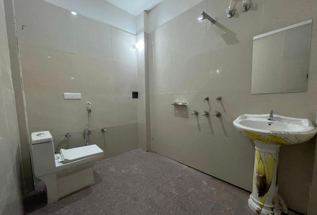 Photo of Bathroom in Raebareli