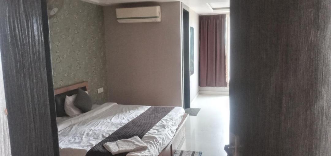 Photo of Bedroom in Malviya Nagar