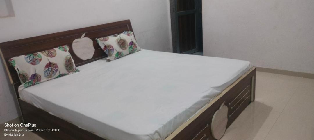 Photo of Bedroom in Khatu