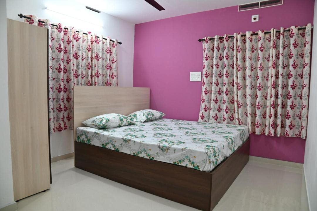 Photo of Bedroom in Thiruvananthapuram
