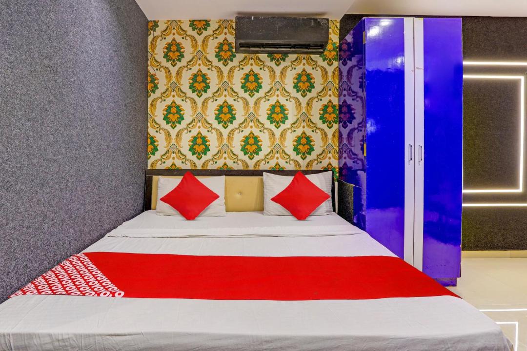 Photo of Bedroom in Surat