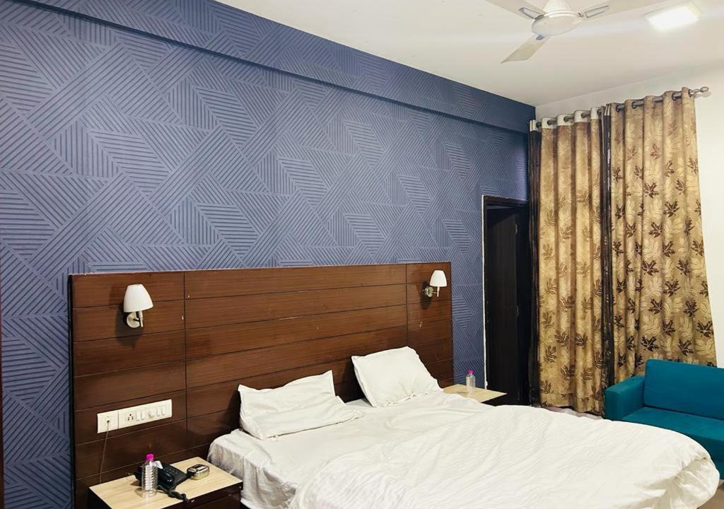 Photo of Bedroom in Lalkothi