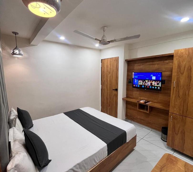 Photo of Bedroom in Navrangpura