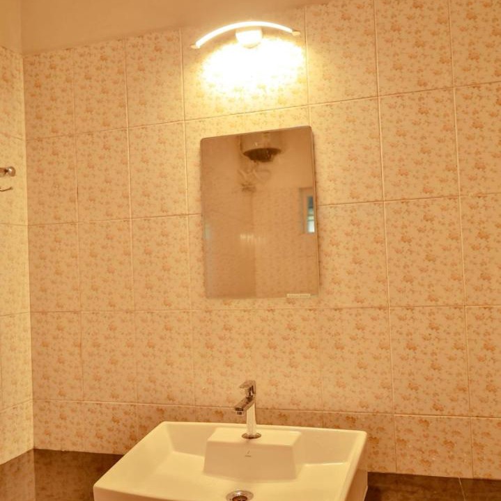 Photo of Bathroom in Guruvayur
