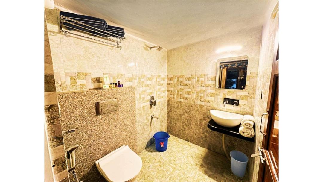 Photo of Bathroom in Shri Madhopur