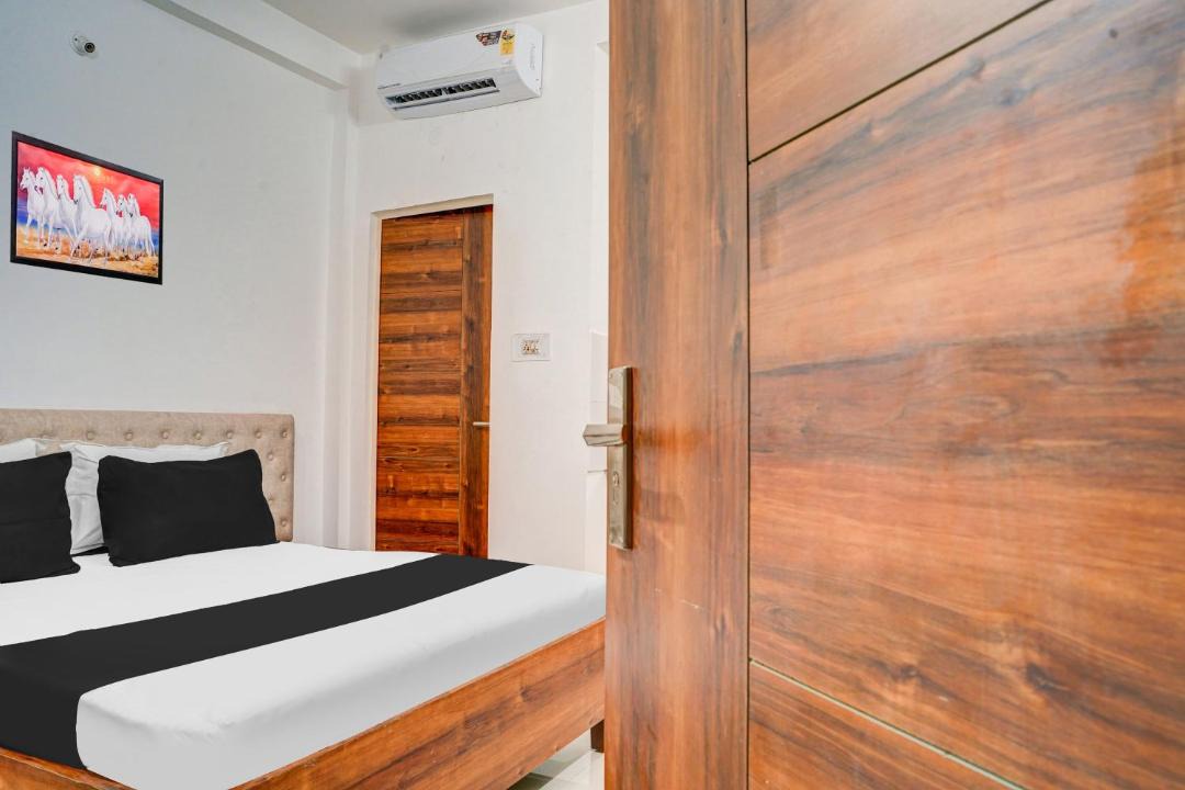 Photo of Bedroom in Bhopal
