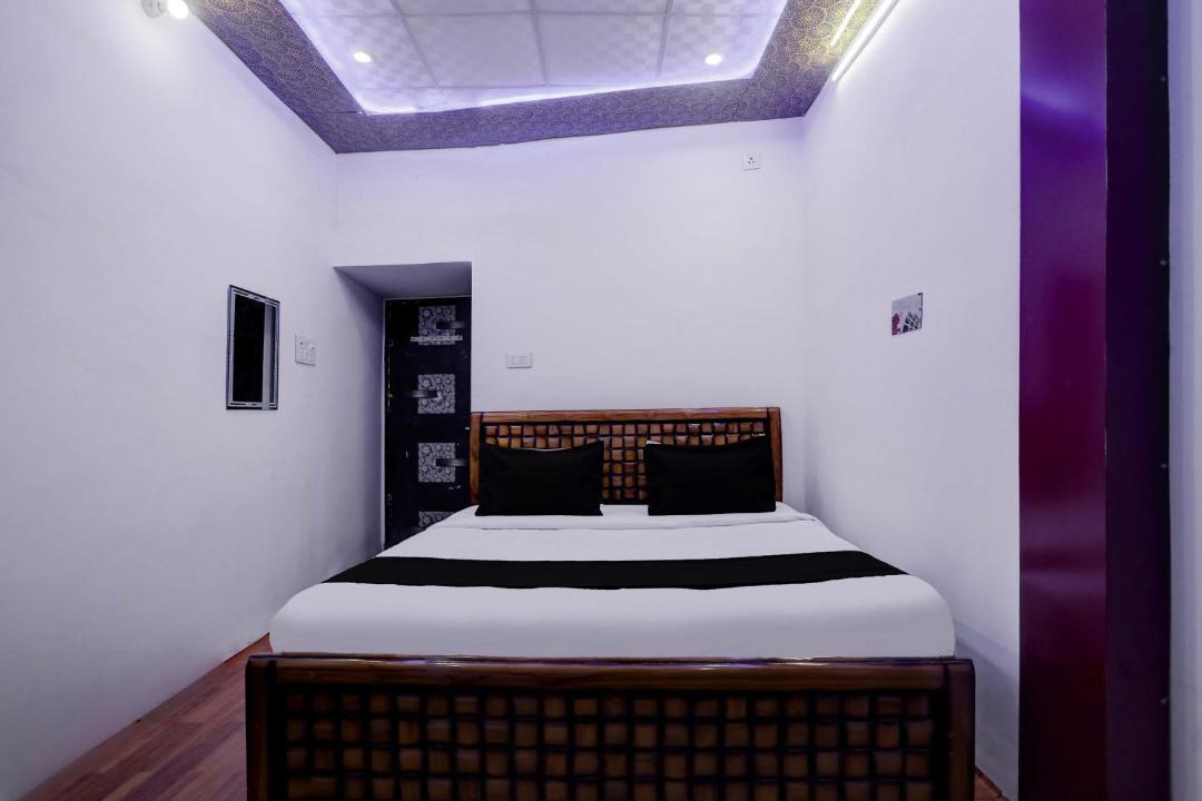 Photo of Bedroom in Civil Lines