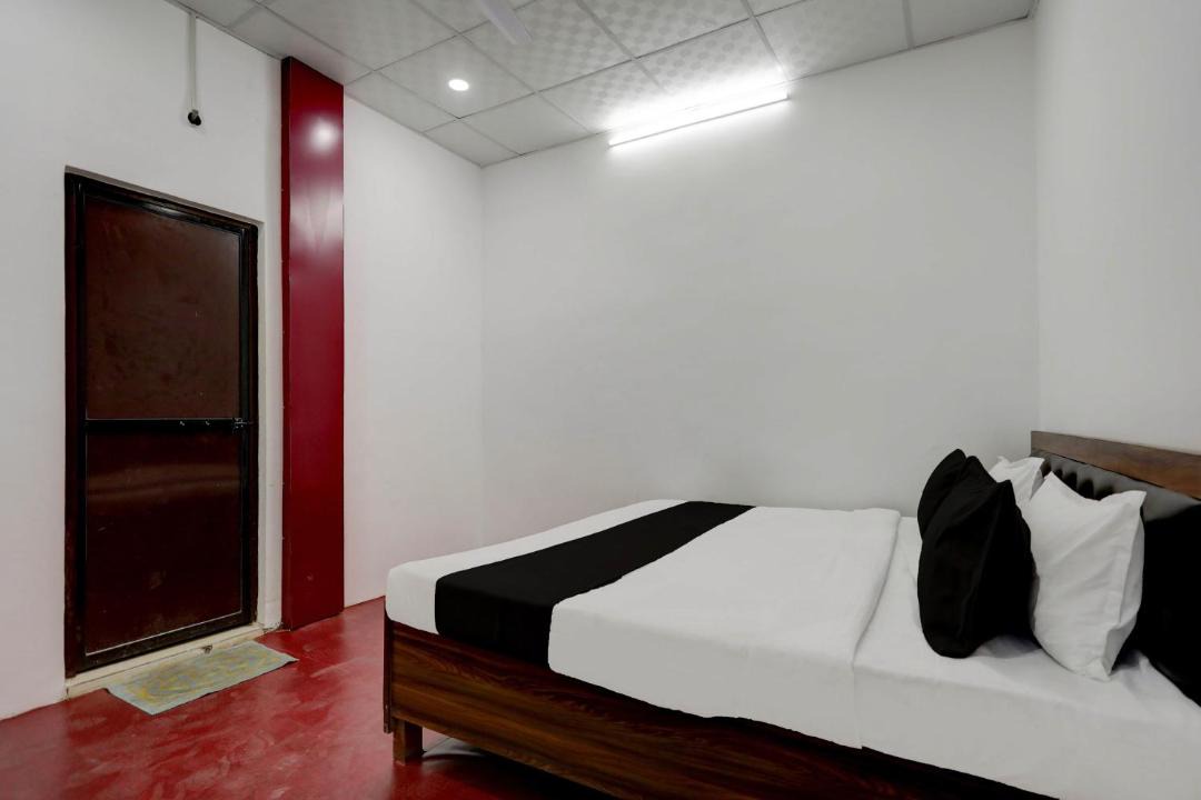 Photo of Bedroom in Civil Lines