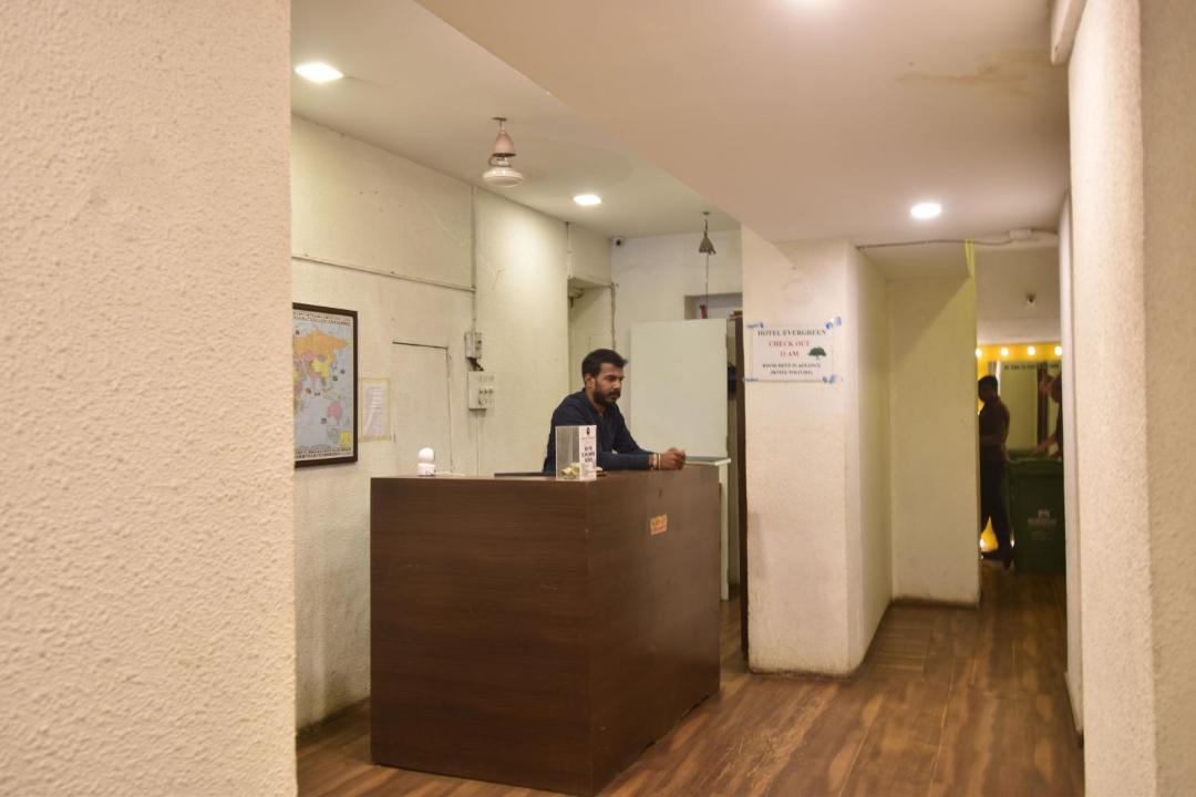 Photo of Others in Khar
