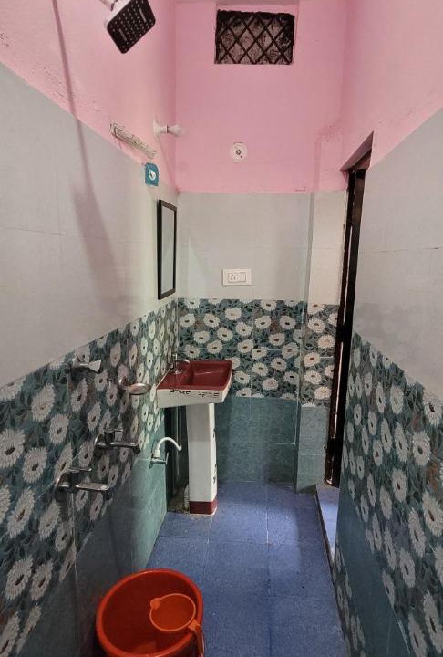 Photo of Bathroom in Narainkoti