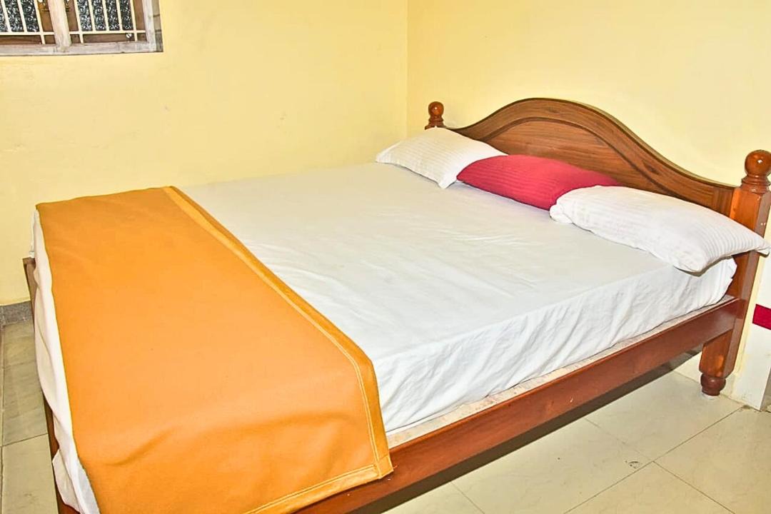 Photo of Bedroom in Thirukadaiyur