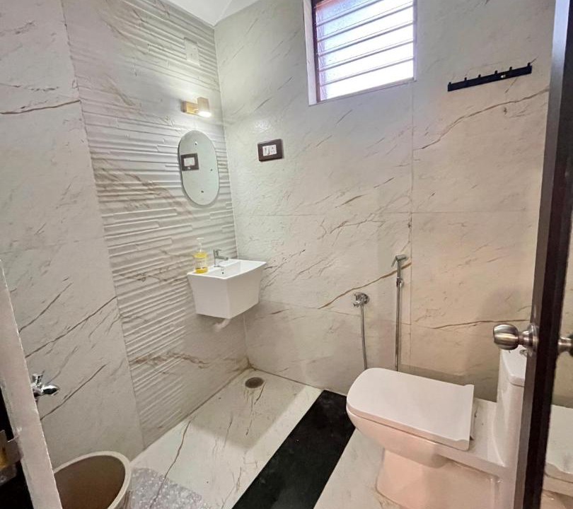 Photo of Bathroom in Courtallam