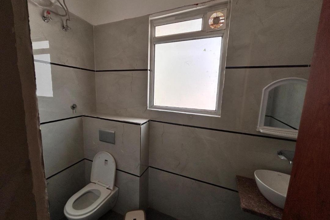 Photo of Bathroom in Haraiya