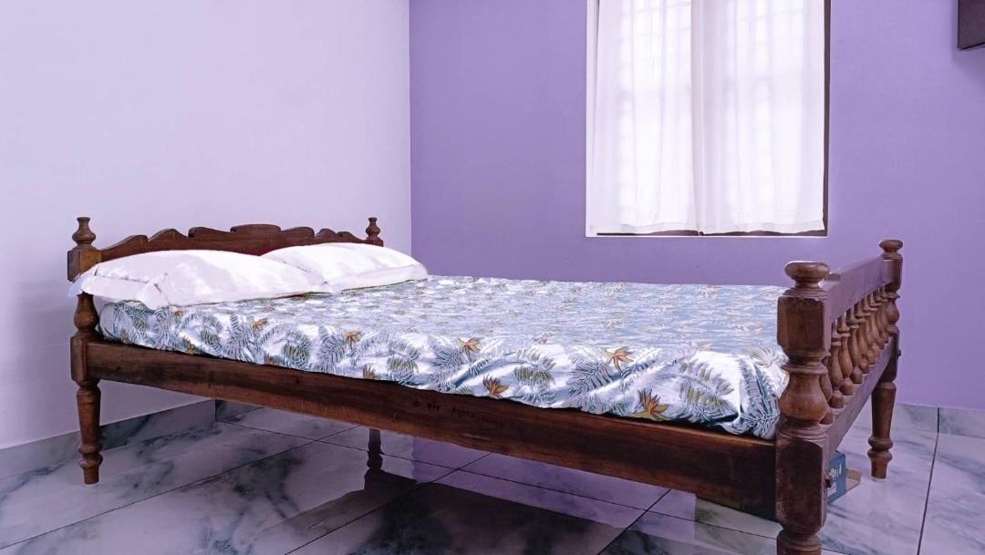 Photo of Bedroom in Alappuzha