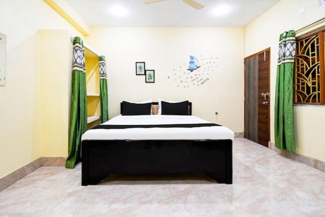 Photo of Bedroom in Bhubaneshwar