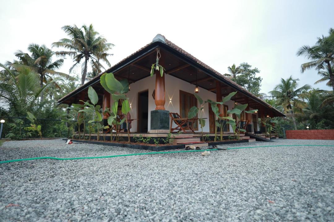Photo of Others in Munroe Island