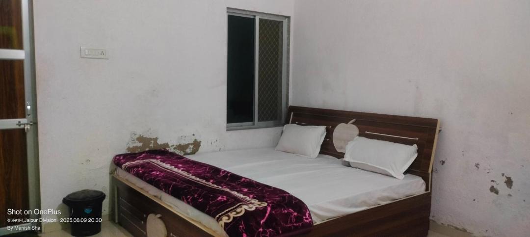 Photo of Bedroom in Shri Madhopur