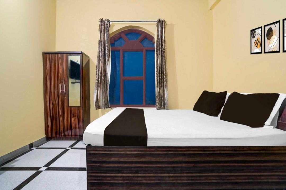Photo of Bedroom in Behror
