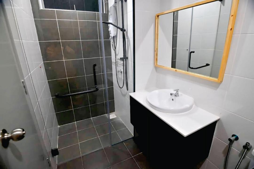 Photo of Bathroom in Sungai Buloh