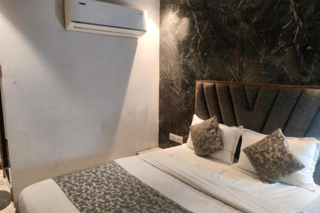 Photo of Bedroom in Gandhinagar