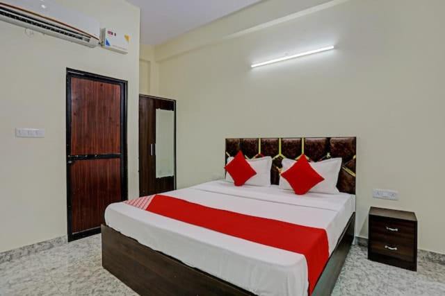 Photo of Bedroom in Akbarpur