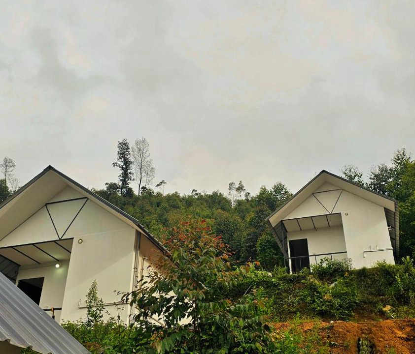 Photo of Buildings in Vattavada