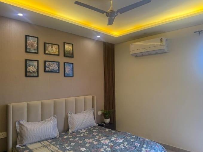 Photo of Bedroom in Salempur
