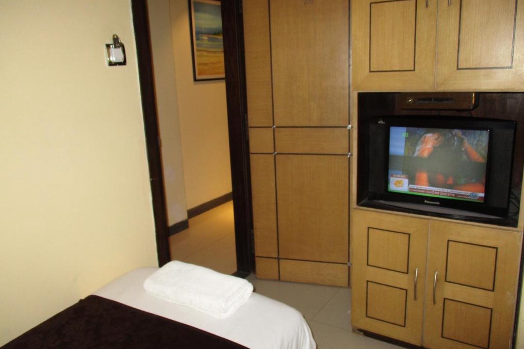 Photo of Bedroom in Marine Lines
