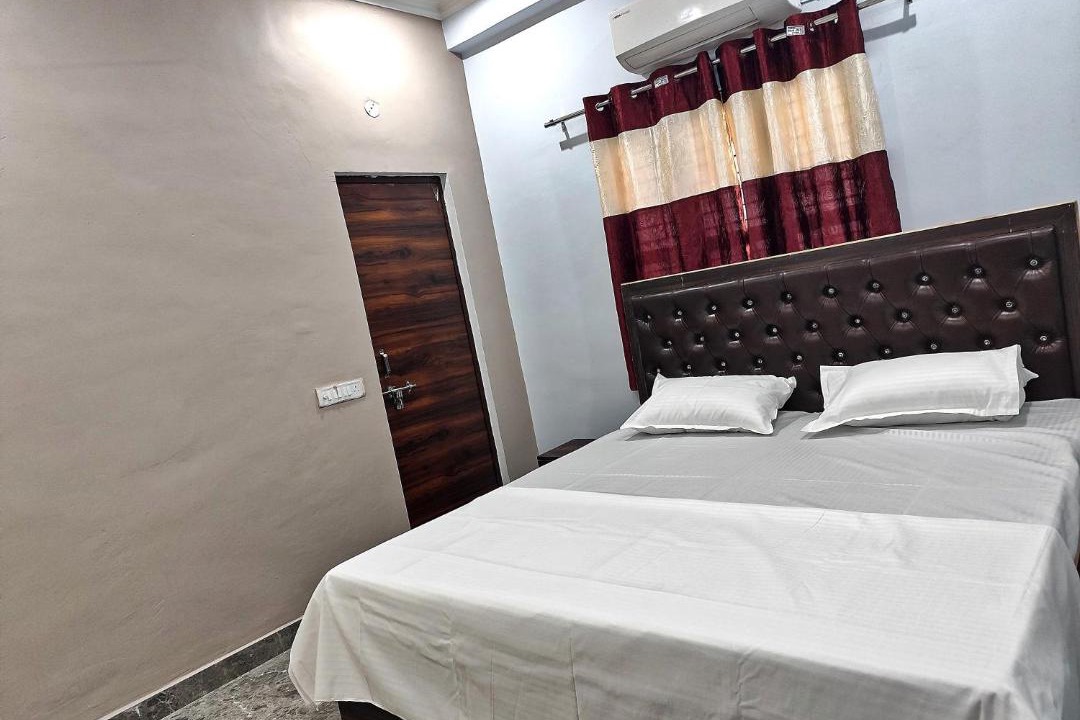 Photo of Bedroom in Varanasi Nagar Nigam