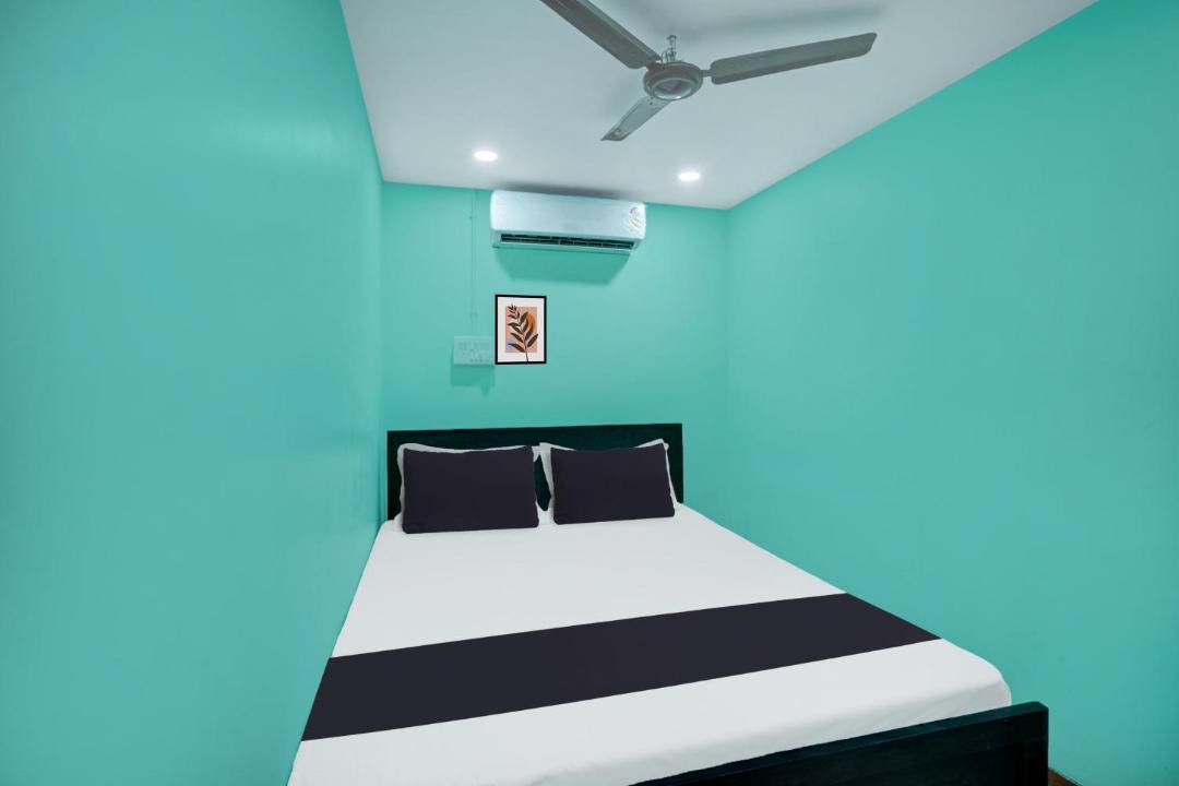 Photo of Bedroom in Dhanbad