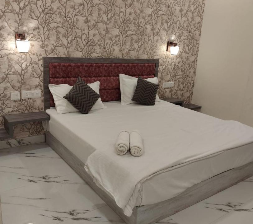 Photo of Bedroom in Sector 62