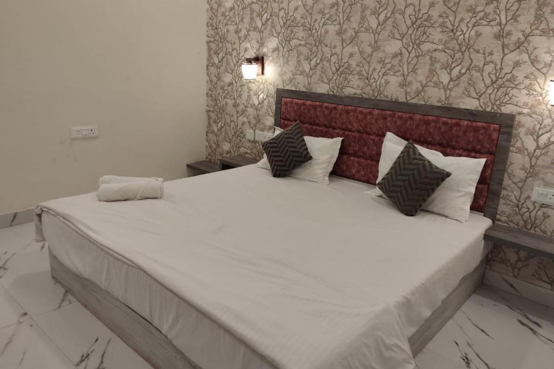 Photo of Bedroom in Sector 62