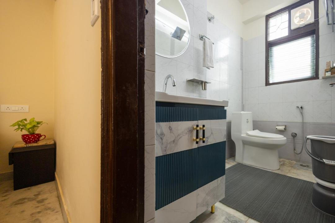 Photo of Bathroom in Bani Park