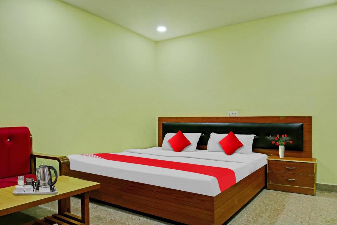 Photo of Bedroom in Jhusi